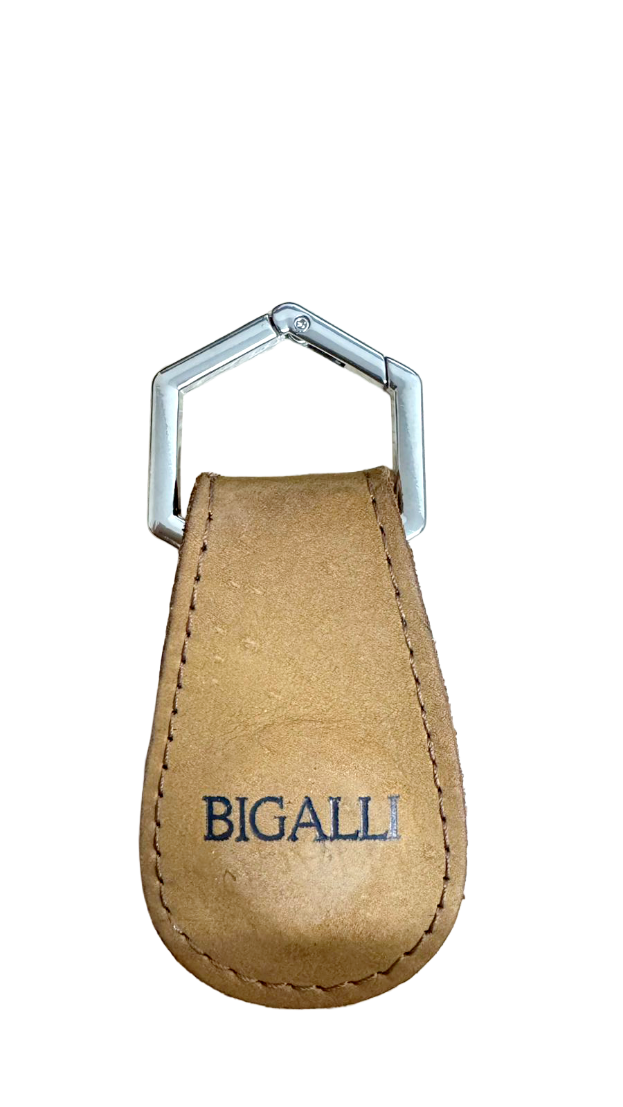 Clip para sombrero Bigalli de cuero con acabado en aluminio cromado, accesorio elegante para sujetar sombreros.